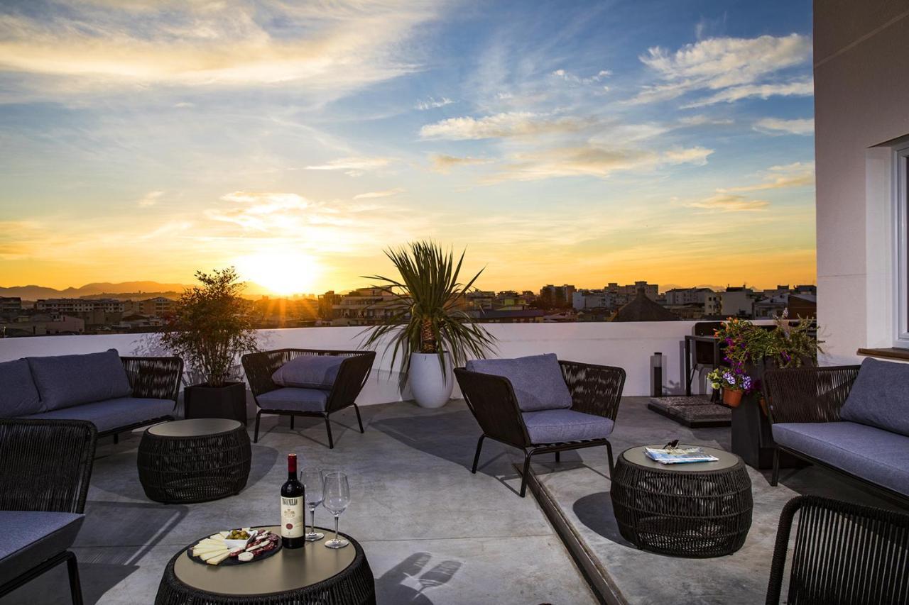 Bed and Breakfast Milestone (Adults Only) Quartu SantʼElena Exteriér fotografie